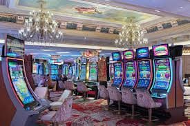 689slote Mobile ဖုန်းဖြင့် Online Bingo ကစားနေသောမြင်ကွင်း
